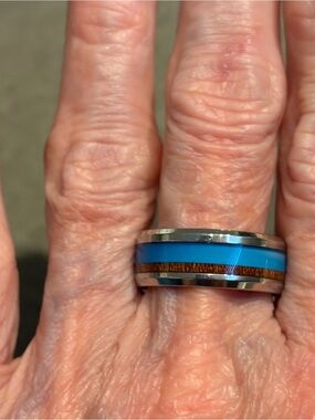 New Size 8 Silver Tone Blue & Wood Inlay Wide Band Ring